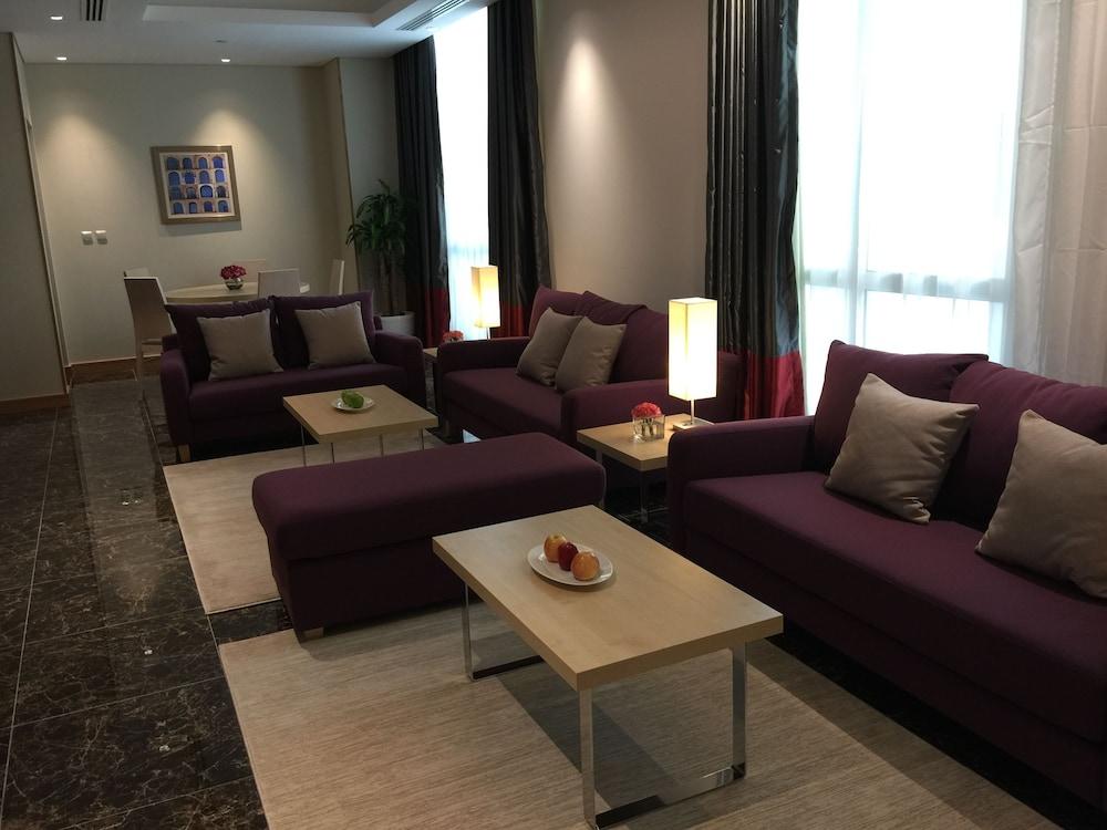 Radisson Blu Residence, Dhahran Al Khobar Exterior foto